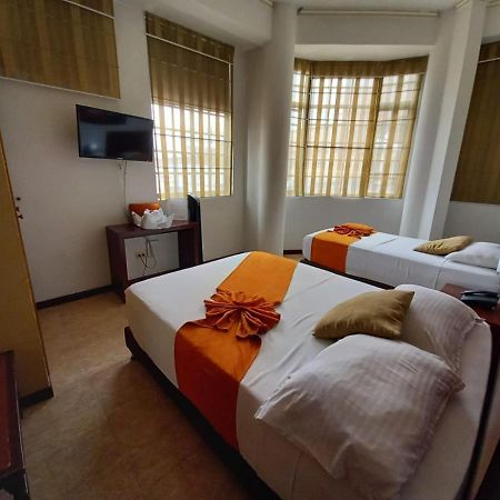 Hotel 721 Pereira Dış mekan fotoğraf